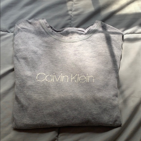 Calvin Klein Tops - Calvin Klein long sleeve tee